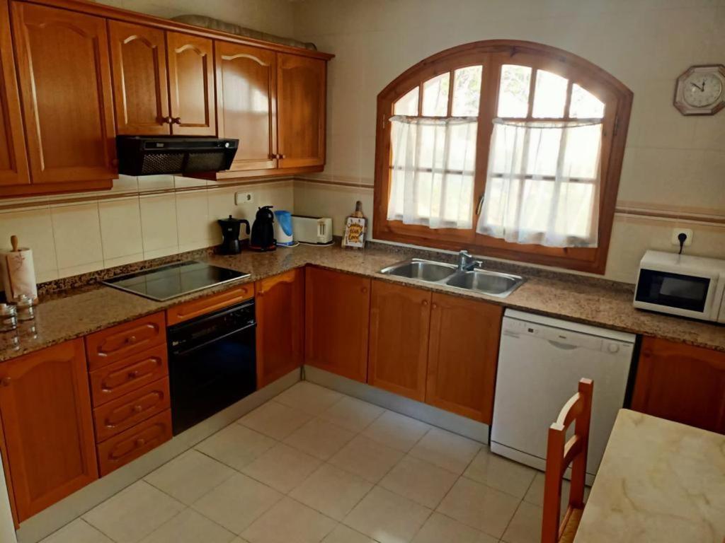 Willa Chalet A 100M De La Playa De Cristal, Pino Alto L'L'Hospitalet de l'Infant Zewnętrze zdjęcie